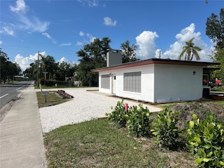 4122 N Lockwood Ridge Rd, Sarasota, FL 34234