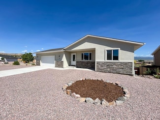 136 High Meadows Dr, Florence, CO 81226