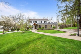 101 Highvue Dr, Venetia, PA 15367