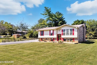 420 First St, Seymour, TN 37865