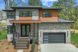 520 10th St, Black Mountain, NC 28711