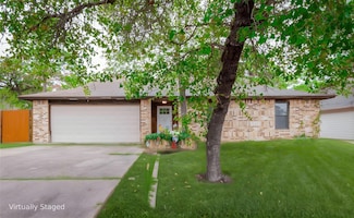 108 Lei Ct, Bastrop, TX 78602