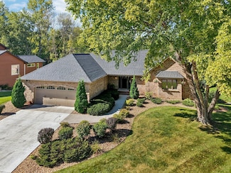 3665 Vinewood Ln N, Plymouth, MN 55441