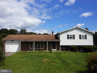 134 Fairview Ln, Williamstown, PA 17098