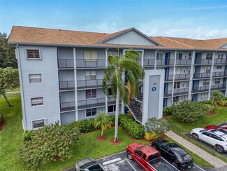 800 SW 125th Way Unit 202O, Pembroke Pines, FL 33027