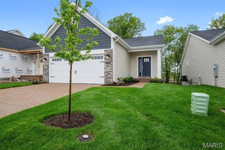 707 Barnwood Hill Dr, Boone Township, MO 63385