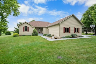2012 Highland Cir E, Mora, MN 55051