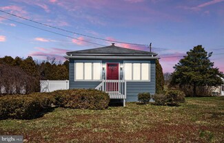 372 Wheat Rd, Vineland, NJ 08360