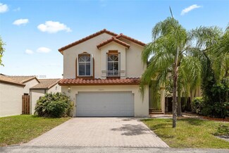 15623 SW 100th Ln, Miami, FL 33196