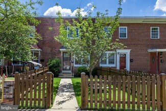 3737 Mark Dr, Alexandria, VA 22305
