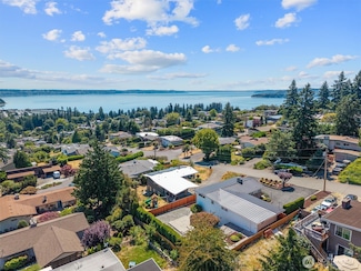 21024 5th Ave S, Des Moines, WA 98198