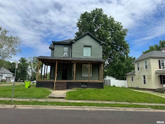 201 S Elm St, Washington, IL 61571