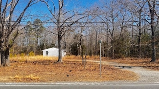 41 White Marsh Ln, Lancaster, VA 22503