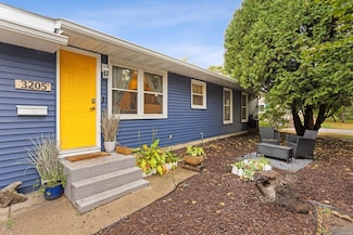 3205 49th Ave N, Minneapolis, MN 55429