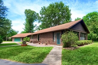 S2250 Evergreen Dr, Baraboo, WI 53913