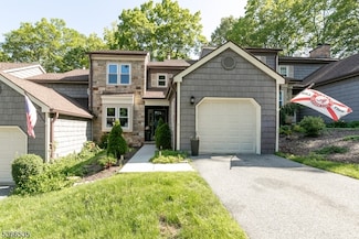 11 Killdeer Dr, Hackettstown, NJ 07840