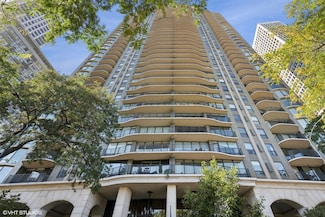 1040 N Lake Shore Dr Unit 8B, Chicago, IL 60611