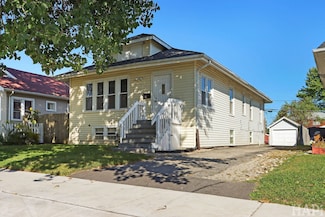 619 N Butrick St, Waukegan, IL 60085