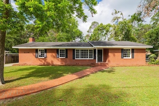 2106 Azalea Dr, Valdosta, GA 31602