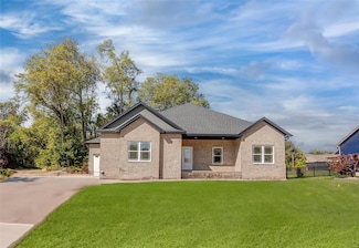 513 Ingleside Ln, O Fallon, IL 62269