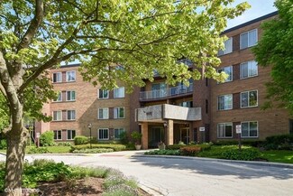 909 E Kenilworth Ave Unit 108, Palatine, IL 60074