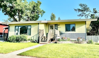 923 11th Ave N, Glasgow, MT 59230
