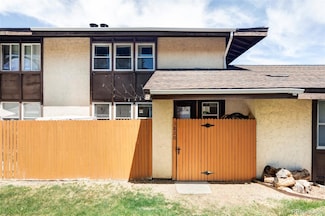 3820 S Fraser St, Aurora, CO 80014