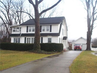 3679 E Main Rd, Fredonia, NY 14063