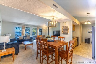 24 Buoyant Place, Osage Beach, MO 65065