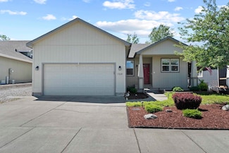 17620 E 3rd Ln, Spokane Valley, WA 99016