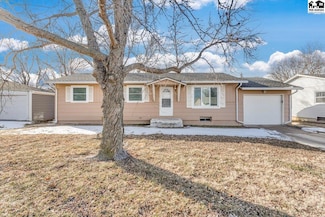 23 Detroit Dr, South Hutchinson, KS 67505