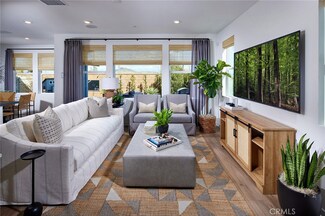 4074 Spring Haven Ln, Corona, CA 92883