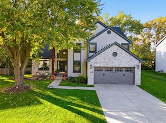 131 Trail Edge Cir, Powell, OH 43065