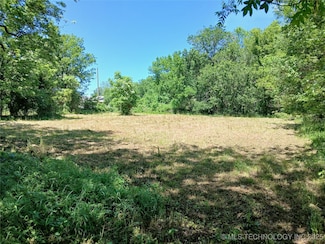 0 S Cedar St, Nowata, OK 74048