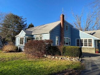17 Leahey Ave, South Hadley, MA 01075