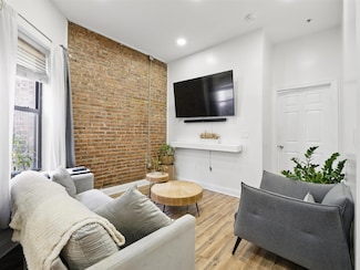 77 Crescent Ave Unit 8, Jersey City, NJ 07304