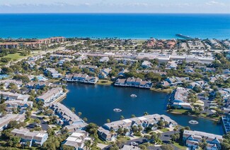 807 Ocean Dunes Cir, Jupiter, FL 33477