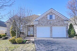 21 Balmoral Dr, Jackson, NJ 08527