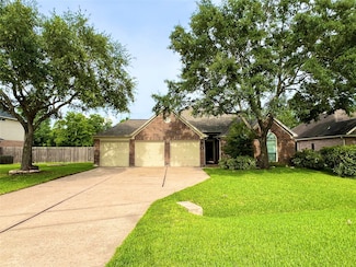 11 Crestview Trail, Houston, TX 77082