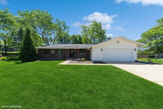 4127 N Firestone Ct, Hoffman Estates, IL 60192