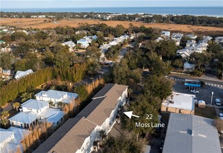 22 Moss Ln, Saint Simons Island, GA 31522