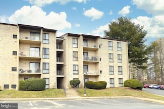 6151 Edsall Rd Unit M, Alexandria, VA 22304