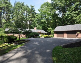 447 Taylor Rd, Stow, MA 01775