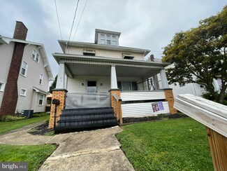 1706 E Washington St, New Castle, PA 16101