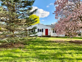 1118 Spencer St NE, Grand Rapids, MI 49505