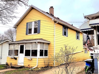 313 Taylor St, Jackson, MI 49202