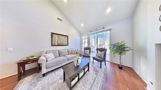 8215 E White Oak Ridge Unit 66, Orange, CA 92869