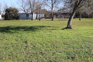 404 N 5th St, Godley, TX 76044