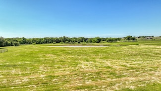 1048 Paradise Pkwy, Poolville, TX 76487