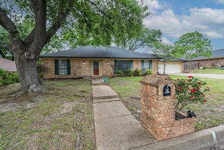 709 W Rieck Rd, Tyler, TX 75703